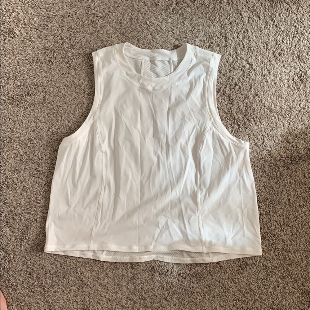 LULULEMON mesh crop tank